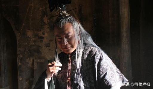 千古丞相李斯為何斗不過一個小小的趙高呢？