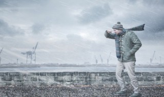 夢到被雨淋是什么意思 夢到被雨淋的征兆