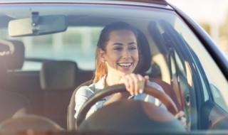 玻璃水分夏季冬季嗎 汽車玻璃水分季節嗎