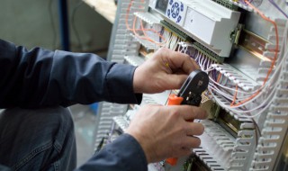 家里突然停電怎么回事 家里突然停電怎么辦