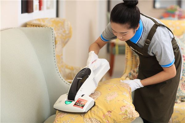 住家保姆一般價格 哪里找比較好一些