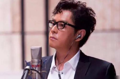 譚詠麟為什么叫校長 演唱會像校長召集學生開學一樣