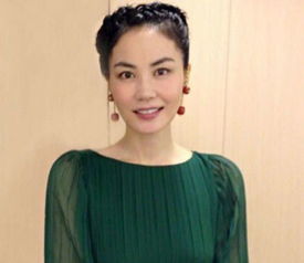 王菲前兩任丈夫是誰 現在的老公是謝霆鋒嗎