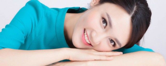 龍洋簡歷個人資料簡介 給人感覺還是十分靚麗