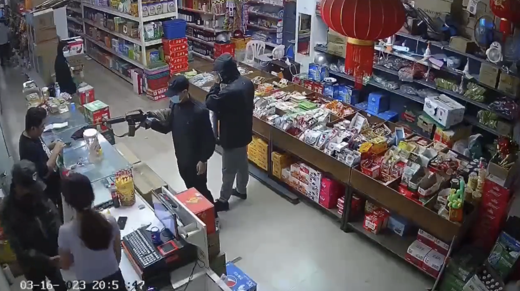 緬甸超市被綁架女店員最新消息！已經被放回，沒有支付贖金！