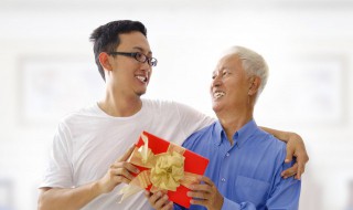 發朋友圈的感恩佳句 適合發朋友圈感恩的話