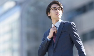 職場禮儀常識之儀容儀表 在職場中禮儀常識的之中儀容儀表