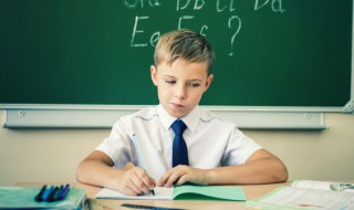 男孩子聰明可愛活潑開朗的名字 好聽又顯聰明活潑的男孩名字推薦