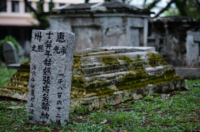“墓碑三不立，立后家人棄”，是哪“三不立”？立墓碑有啥講究？