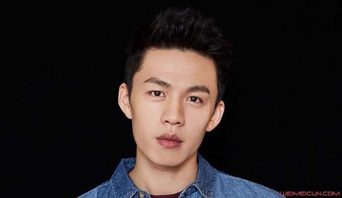 李鴻其的紋身照片 李鴻其的紋身是什么意思
