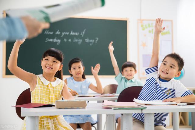 專家預測，2025年中國將出現學校倒閉潮，學生家長將何去何從？