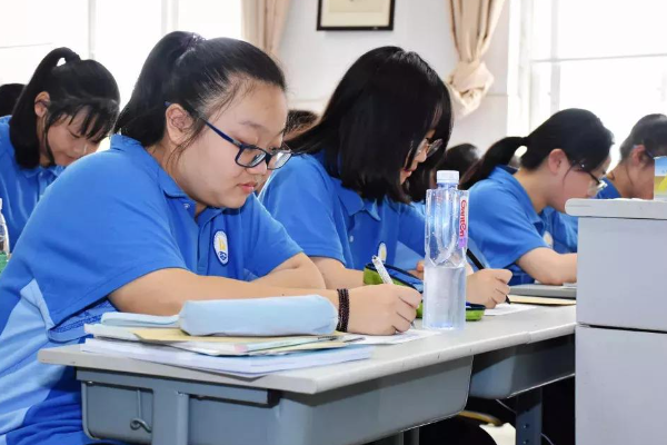 北蔡中學是區重點嗎