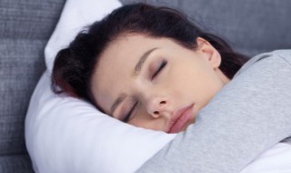 男人做夢夢到蛇是什么征兆 男人做夢夢到蛇有哪些征兆