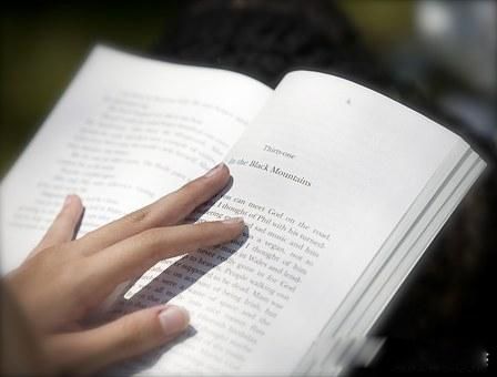 讀書無用論駁論文 不讀書你拼的是運