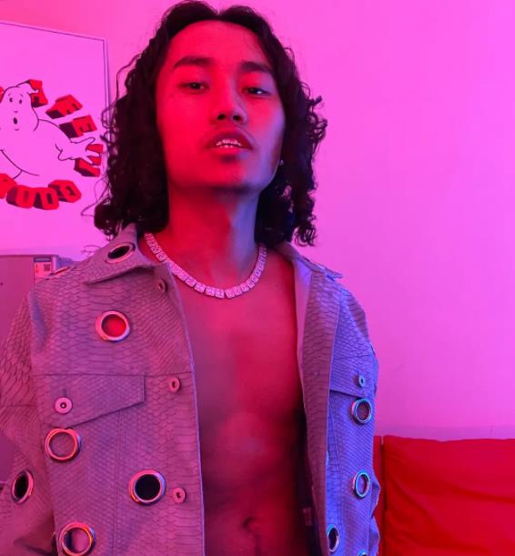 DADOLL是哪里人 原名叫什么 DADOLL和young13dbaby是情侶關系 DADOLL是哪里人 原名叫什么 DADOLL和young13dbaby是情侶關系