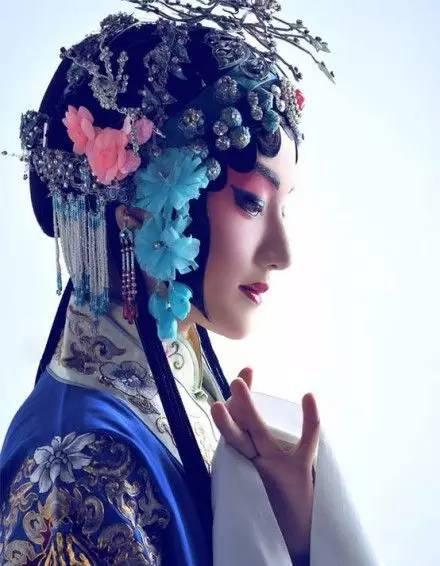 娛樂圈明星青衣與花旦的區別 夠得上大青衣的女演員都有誰