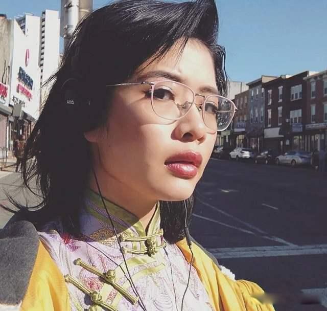許可馨事件最新消息 還是沒能扒出她的背景