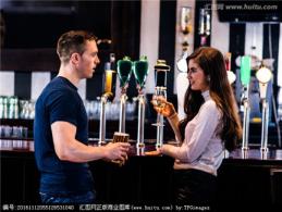 女生回復嗯嗯代表什么意思 女生聊天回復嗯嗯你這么回才合她心意