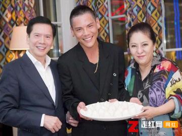 向佐的家世有多厲害，合作過的演員都是重量級大咖