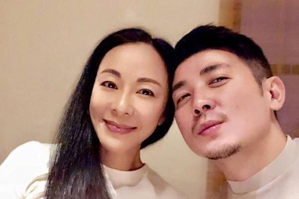 保劍鋒的老婆長什么樣 倆人什么時候結婚的太低調了