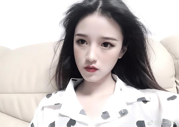 快手董一涵家庭條件如何 董一涵是哪個學校的