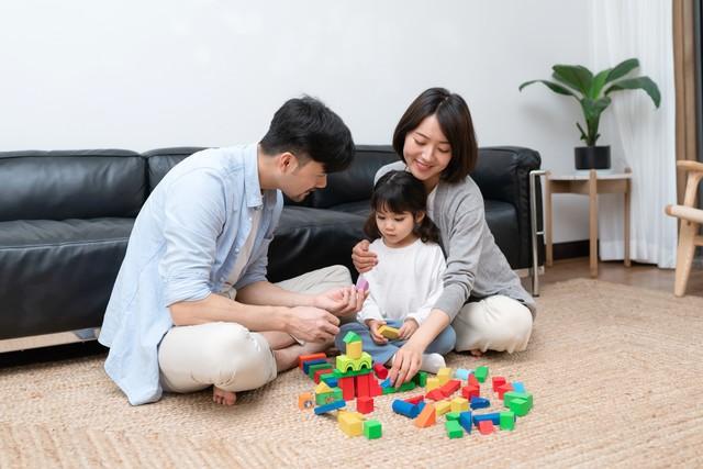 慘劇發生！10歲男孩被殺害，嫌疑人竟是他的生母和繼父！