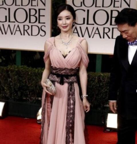 韓熙庭為什么不演戲退出娛樂圈了 最美的時光的胸部美圖