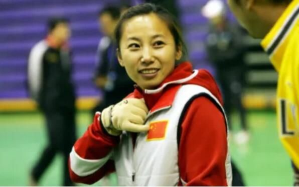 李琰為什么不擔任短道速滑主教練 現在干什么去哪了