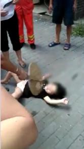 4歲女童6樓墜下 奇跡生還并只受輕微傷 如此命大竟然是因為遮雨棚